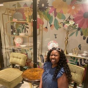 Meet your Posher, Kara